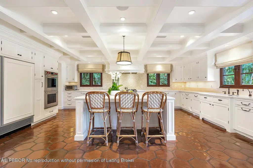 $25 Million Iconic Palm Beach Estate by Marion Sims Wyeth Debuts as an Exceptional Trophy Offering 9 Resort-style saltwater pool at 237 El Bravo Way Palm Beach Home for sale