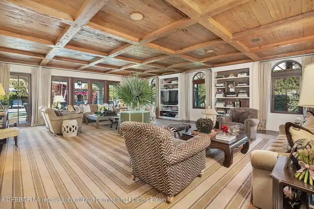 $25 Million Iconic Palm Beach Estate by Marion Sims Wyeth Debuts as an Exceptional Trophy Offering 8 Resort-style saltwater pool at 237 El Bravo Way Palm Beach Home for sale