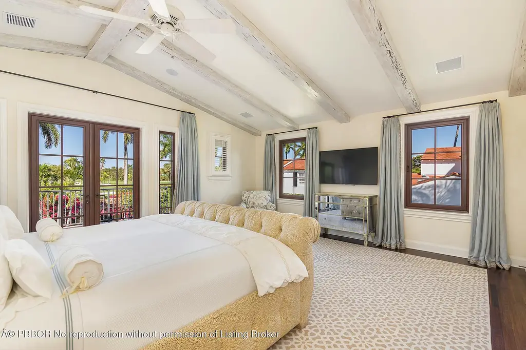 $25 Million Iconic Palm Beach Estate by Marion Sims Wyeth Debuts as an Exceptional Trophy Offering 12 Resort-style saltwater pool at 237 El Bravo Way Palm Beach Home for sale