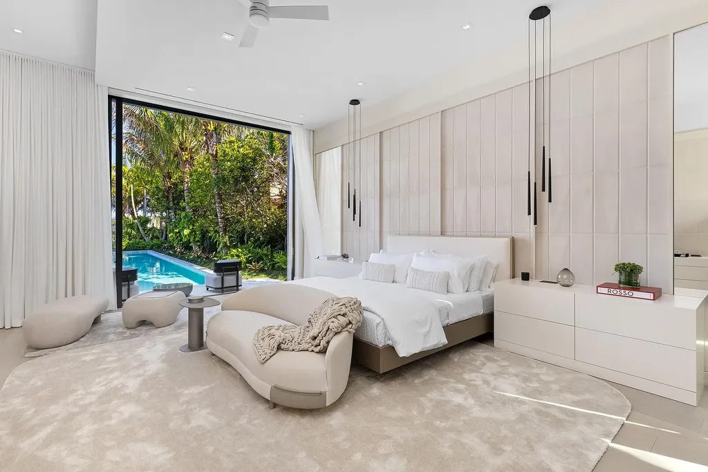 A $40 Million Waterfront Estate Redefines Modern Luxury in Palm Beach Gardens 12 Modern waterfront mansion with pool and Intracoastal views in Palm Beach Gardens Florida luxury real estate