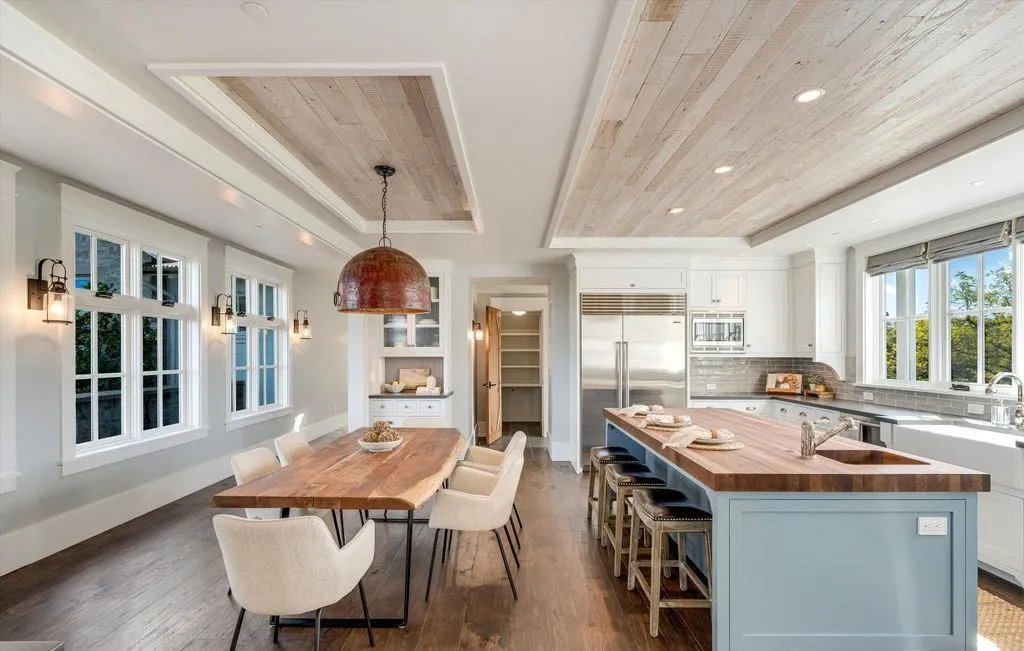 Experience Iconic Vineyard Living at The Clearview Estate, Priced at $8.5 Million 9 2843 Wright Ranch Lane A Stunning California Vineyard Estate 11