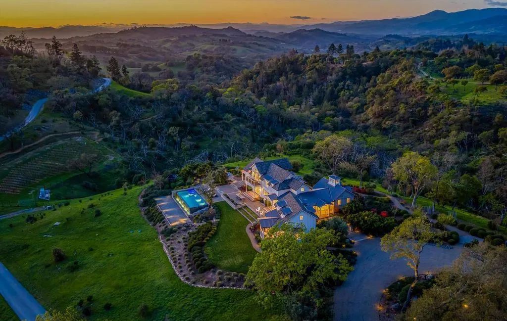 Experience Iconic Vineyard Living at The Clearview Estate, Priced at $8.5 Million 32 2843 Wright Ranch Lane A Stunning California Vineyard Estate 28