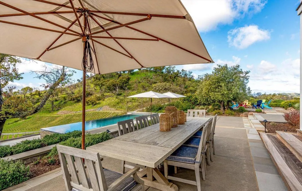 Experience Iconic Vineyard Living at The Clearview Estate, Priced at $8.5 Million 23 2843 Wright Ranch Lane A Stunning California Vineyard Estate 7