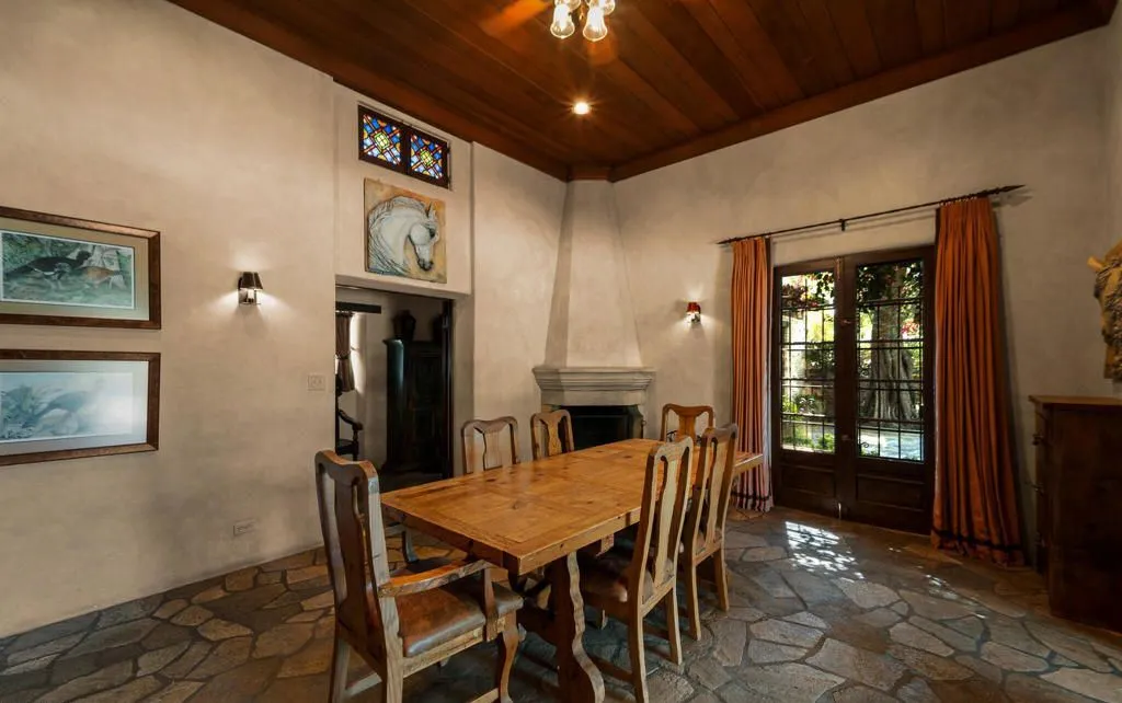 Ultra-Luxury Private Estate in California Priced at $78M 19 2940 Kuehner Dr Spectacular Estate Delivering Ultimate Privacy and Prestige 23