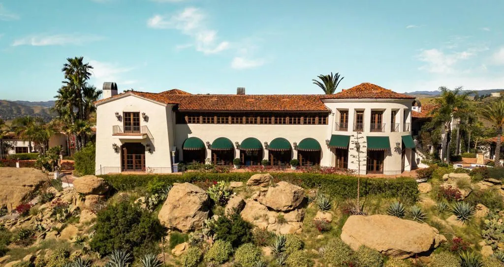 Ultra-Luxury Private Estate in California Priced at $78M 23 2940 Kuehner Dr Spectacular Estate Delivering Ultimate Privacy and Prestige 6