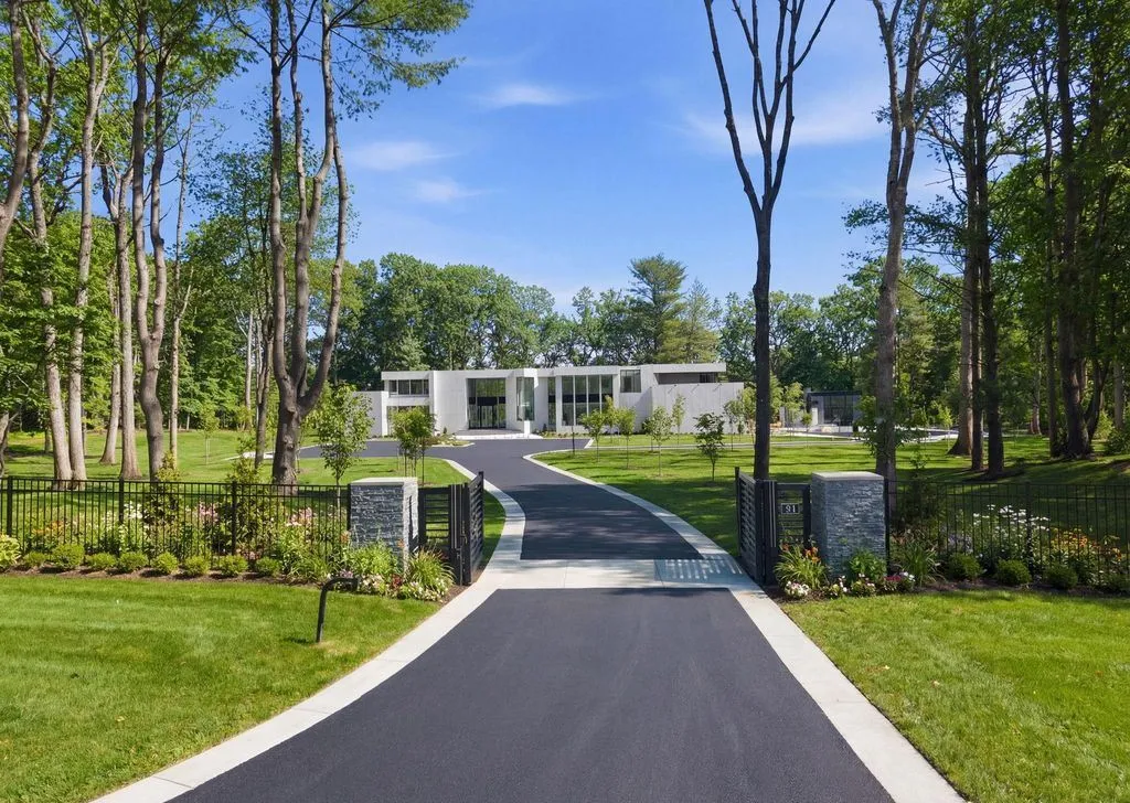 Stunning Ultra-Modern Estate by Gary Gallagher Hits the Market in New York for $10.75M 5 31 Chestnut Hill Drive Spectacular Ultra Modern Estate 1