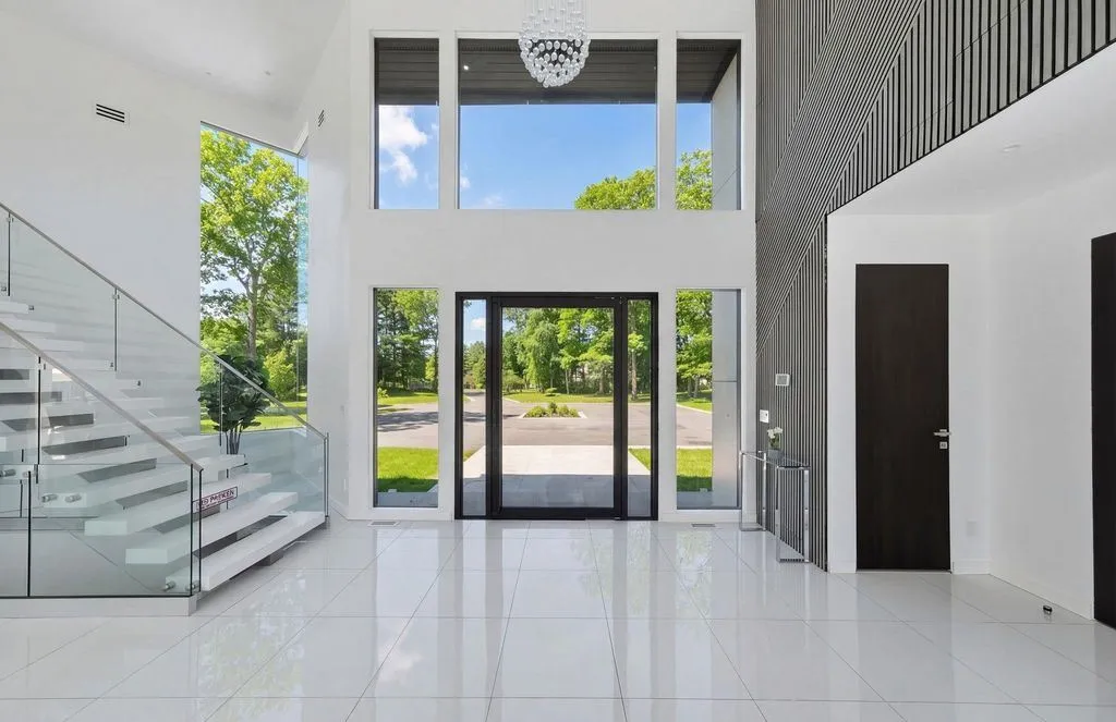 Stunning Ultra-Modern Estate by Gary Gallagher Hits the Market in New York for $10.75M 8 31 Chestnut Hill Drive Spectacular Ultra Modern Estate 5