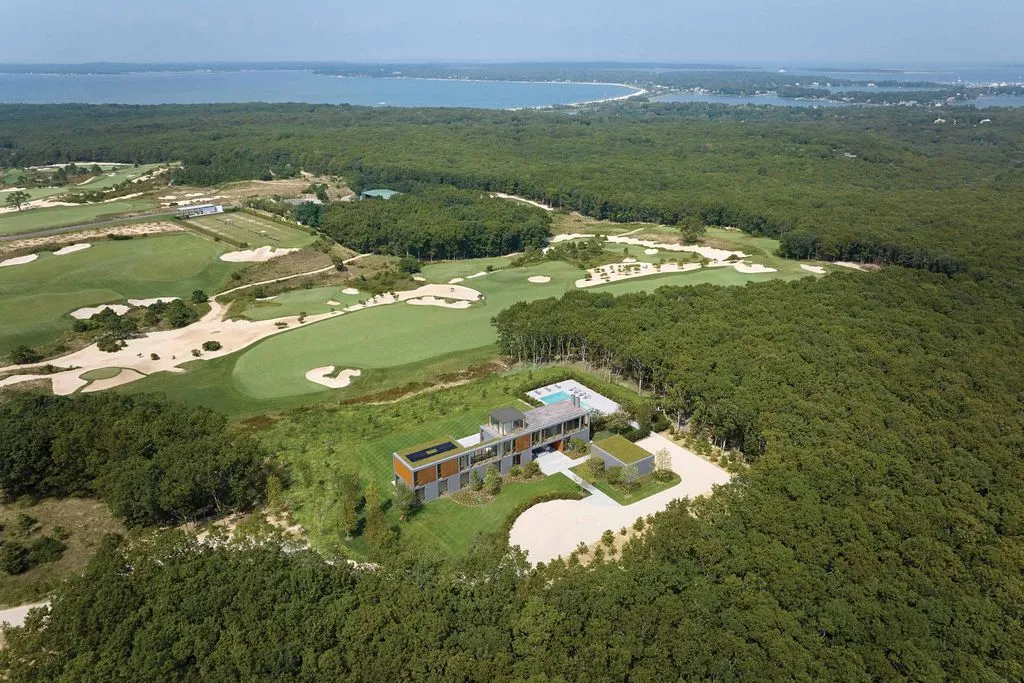 A Modern $29 Million Oceanfront Vision by Roger Ferris Hits the New York Market 13 31 The Brg A Breathtaking 29 Million Ocean View Masterpiece by Roger Ferris 5