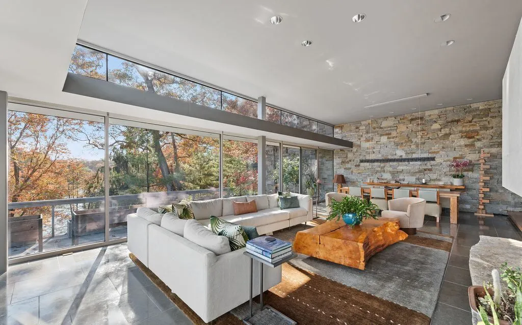 Extraordinary Connecticut Estate Showcasing Scenic Grounds and Refined Living for $14.995 Million 12 326–338 Stanwich Rd Spectacular Park Like Property with Expansive Grounds 11