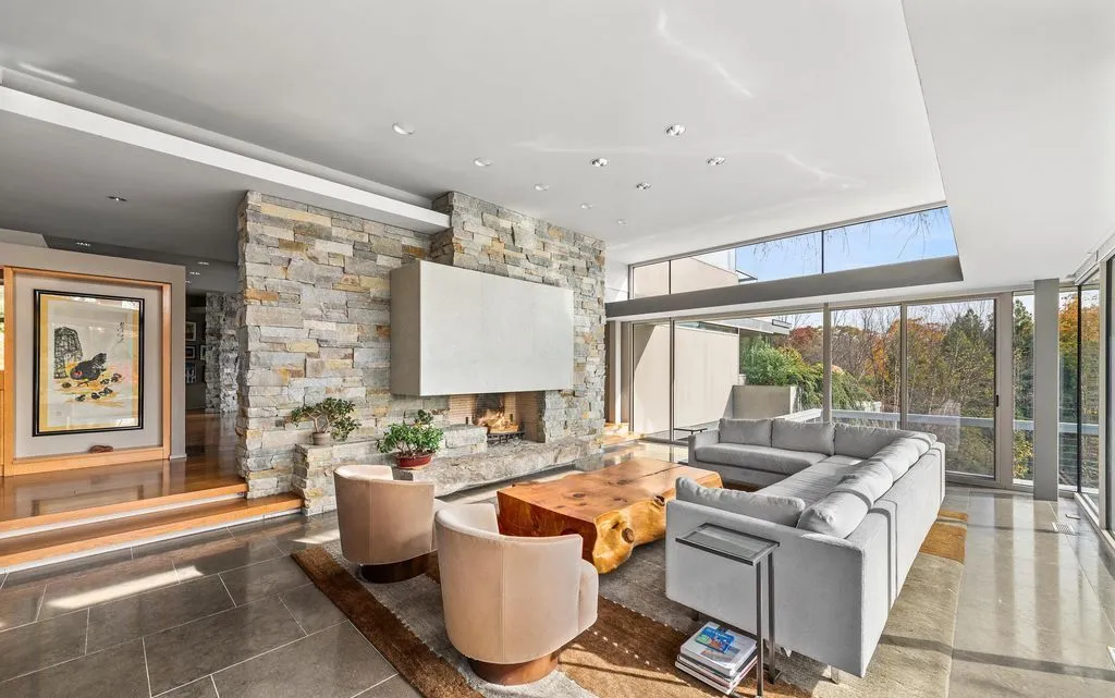 Extraordinary Connecticut Estate Showcasing Scenic Grounds and Refined Living for $14.995 Million 8 326–338 Stanwich Rd Spectacular Park Like Property with Expansive Grounds 7