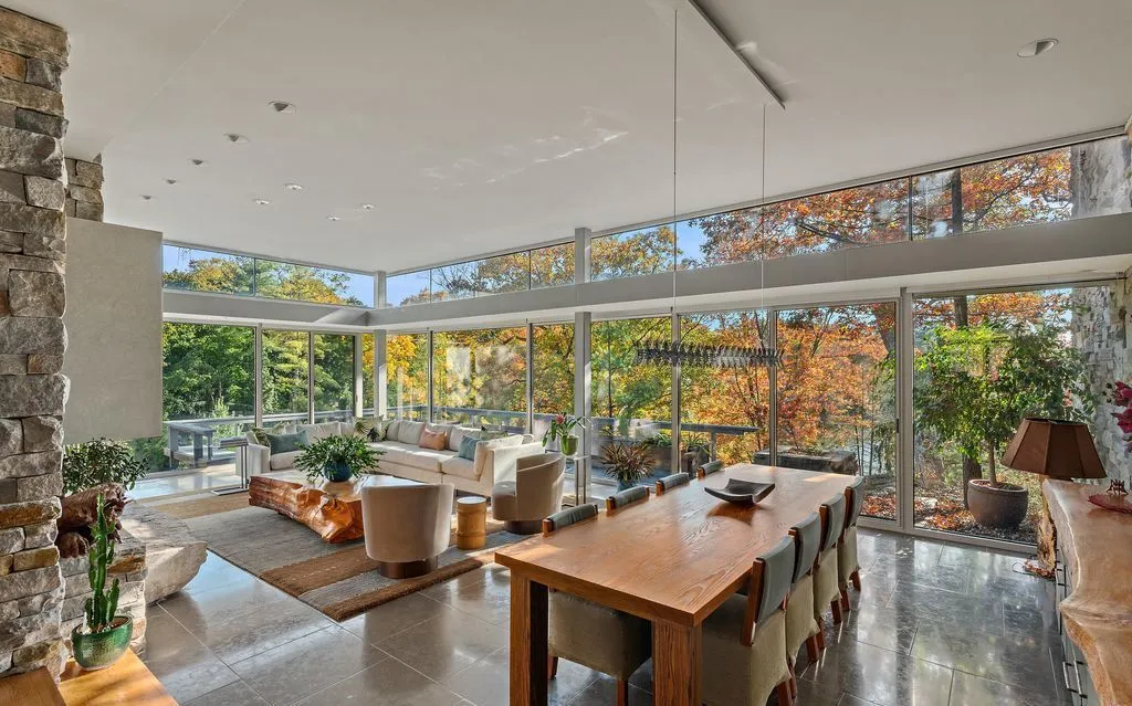 Extraordinary Connecticut Estate Showcasing Scenic Grounds and Refined Living for $14.995 Million 10 326–338 Stanwich Rd Spectacular Park Like Property with Expansive Grounds 9