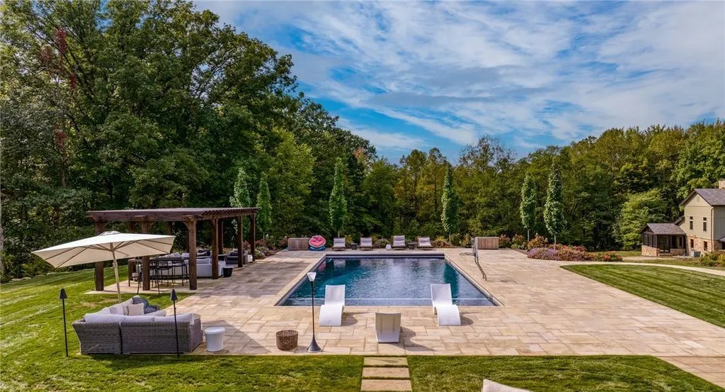 $7.995M Ohio Mountain Modern Masterpiece Offers 43+ Acres of Total Privacy 19 332 Timberidge Trl A Breathtaking Private Estate 25
