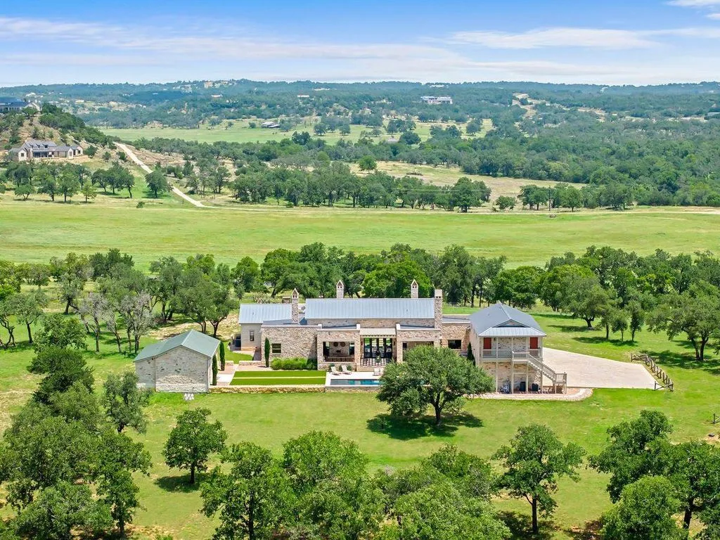 Sophisticated Texas Estate Designed for Modern Luxury Lists for $7.495M 5 371 Achtzehn Rd A Stunning 2023 Luxury Estate 1