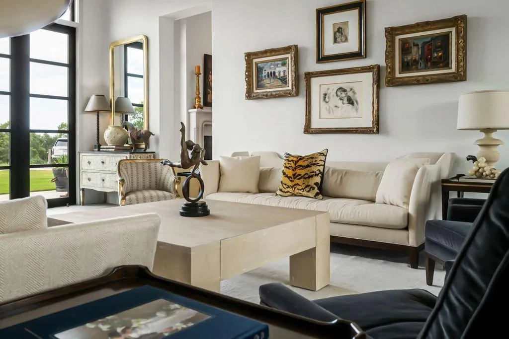 Sophisticated Texas Estate Designed for Modern Luxury Lists for $7.495M 10 371 Achtzehn Rd A Stunning 2023 Luxury Estate 11