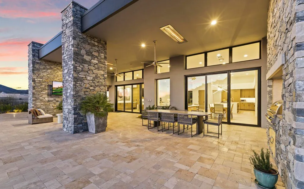 Striking Modern Residence in Arizona Offers Unmatched Desert Mountain Views for $5.75M 8 39870 N 98TH Way An Extraordinary Arizona Retreat Framed by Panoramic Desert Scenery 8