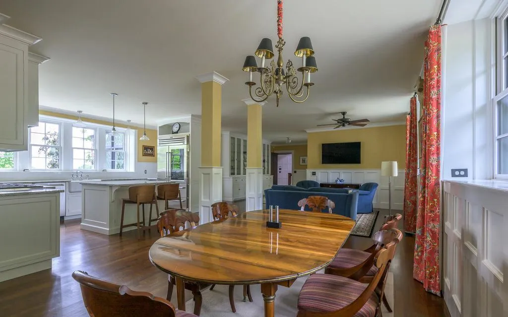 Exquisite Massachusetts Estate Featuring Timeless Grandeur Hits the Market for $7.975 Million 25 399 Under Mountain Rd Stunning Massachusetts Property 16