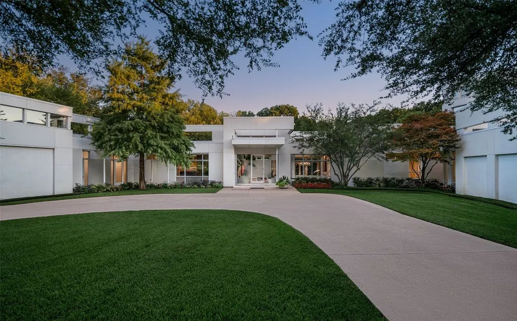 Stunning 3.38-Acre Estate in Dallas Asks $9.15 Million 5 4130 Cochran Chapel Rd Stunning 3.38 Acre Estate 1