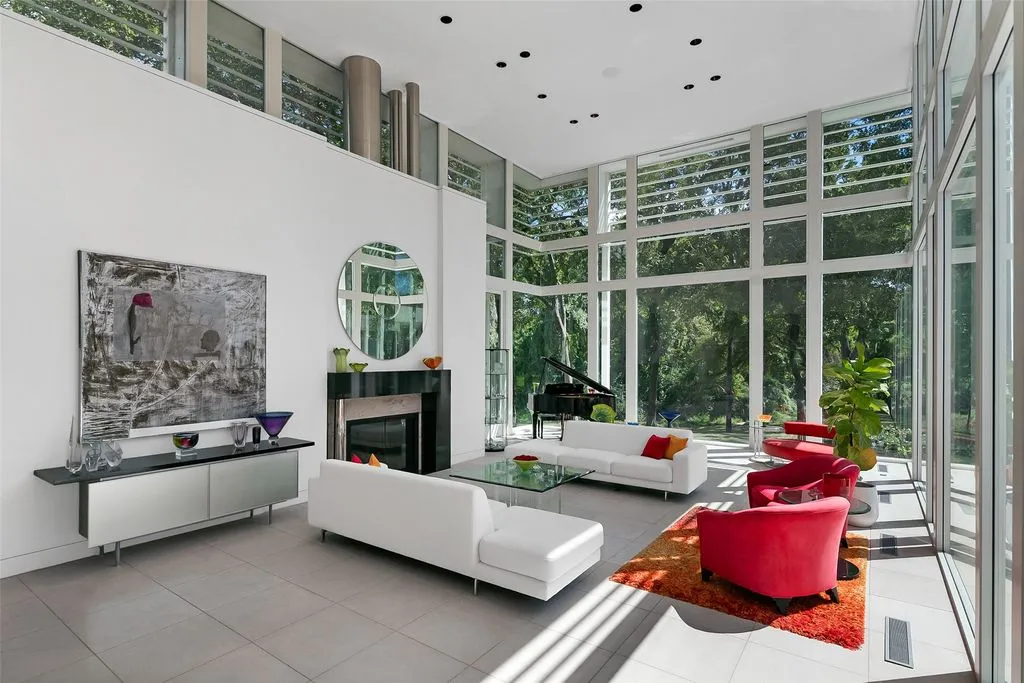 Stunning 3.38-Acre Estate in Dallas Asks $9.15 Million 8 4130 Cochran Chapel Rd Stunning 3.38 Acre Estate 9