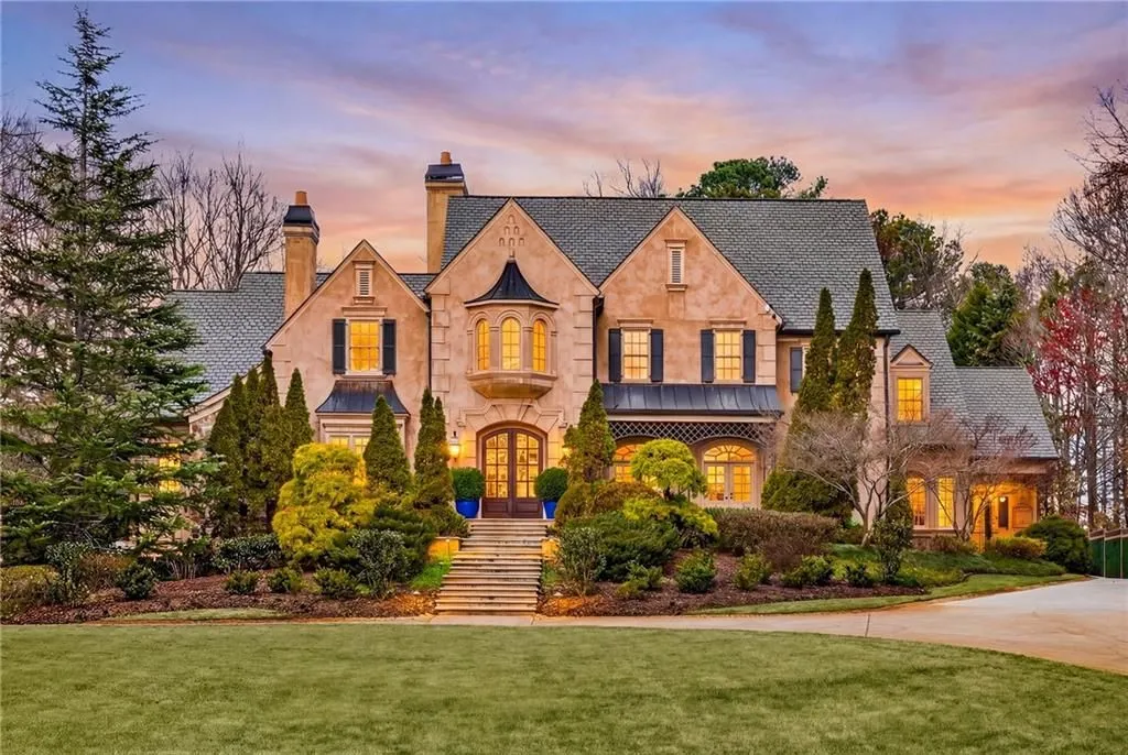 Timeless European Charm Meets Luxury Living in This $4.495M Georgia Estate 28 4351 Paper Mill Rd SE A Stunning Provencal Inspired Estate 24