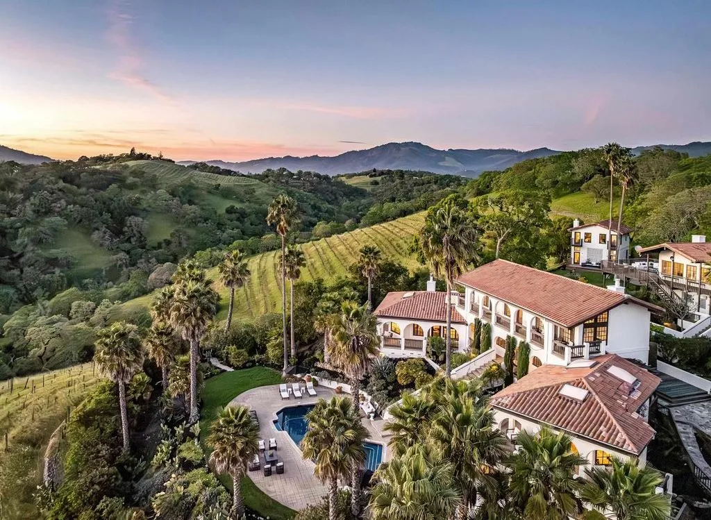 Villa Montebella: A Versatile California Estate for Living or Vacationing Asks $11.249 Million 19 4377 Warm Springs Rd — Breathtaking Luxury Retreat and Vacation Haven 2