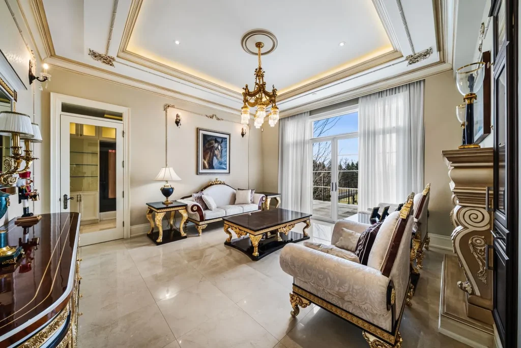 Breathtaking Château Estate with Panoramic Views Hits the Market in Canada for C$11.8M 13 45 Kensington Dr Extraordinary French Chateau Inspired Estate 11