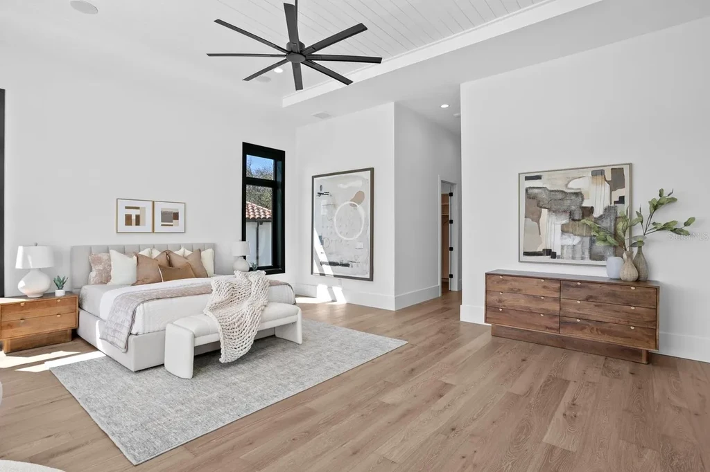 $8.95M Spectacular Waterfront Estate in Saint Petersburg Showcasing Ultimate Gulf-Access Luxury Living 14 Luxury waterfront exterior of 500 Barcelona Dr, a premier home in Saint Petersburg for sale with private dock