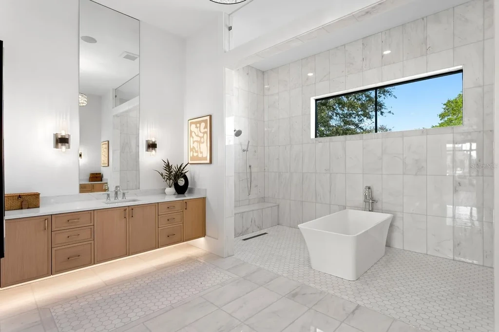 $8.95M Spectacular Waterfront Estate in Saint Petersburg Showcasing Ultimate Gulf-Access Luxury Living 12 Luxury waterfront exterior of 500 Barcelona Dr, a premier home in Saint Petersburg for sale with private dock