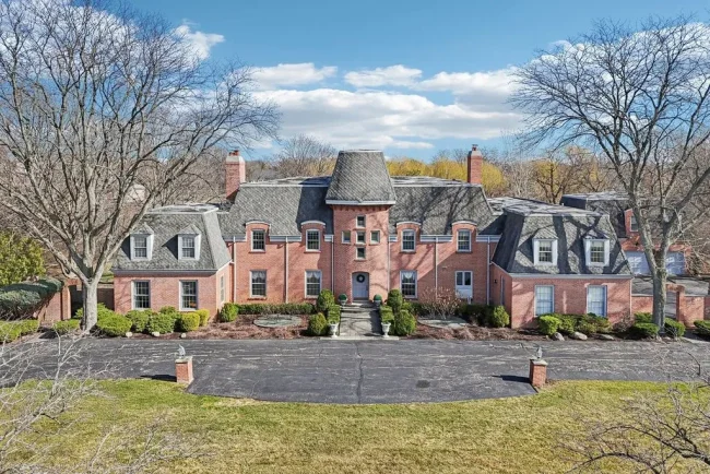 Luxury McIntosh Estate in Illinois with Expansive Living and Versatility Offered at $2.25 Million