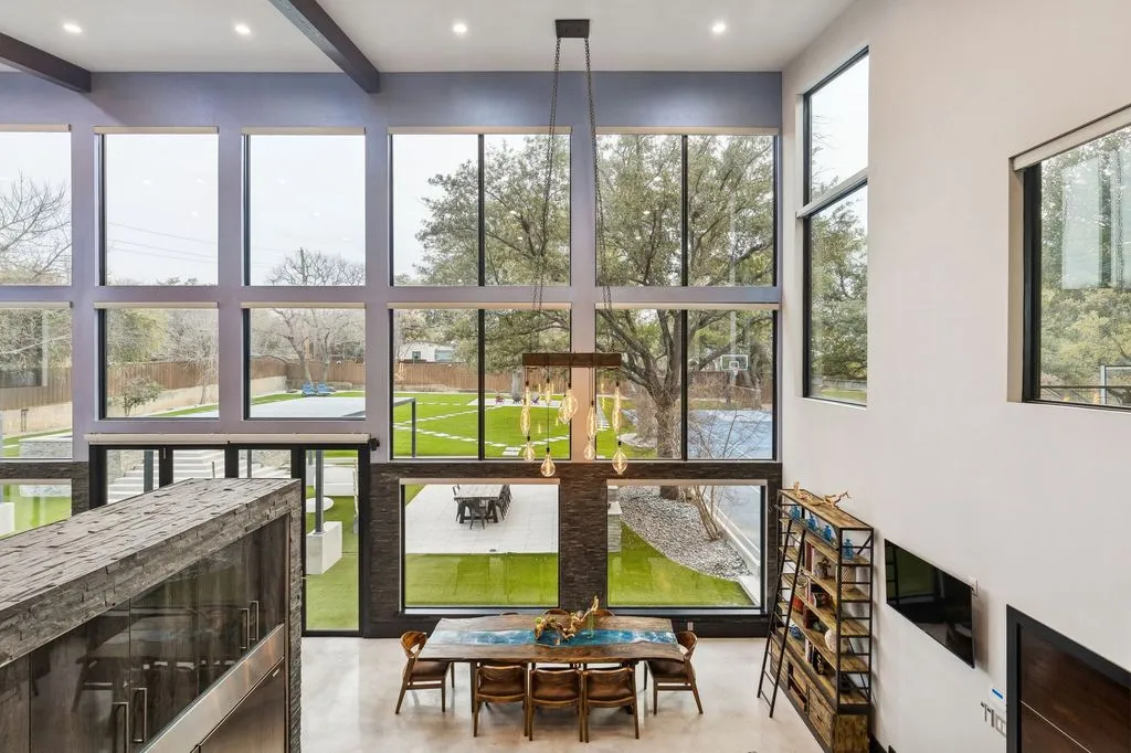 Luxury Texas Home Blending Privacy, Style, and Indoor-Outdoor Living for $4.433M 25 6766 Northaven Rd Stunning Texas Estate Offering Privacy and Exceptional Indoor Outdoor Living 20