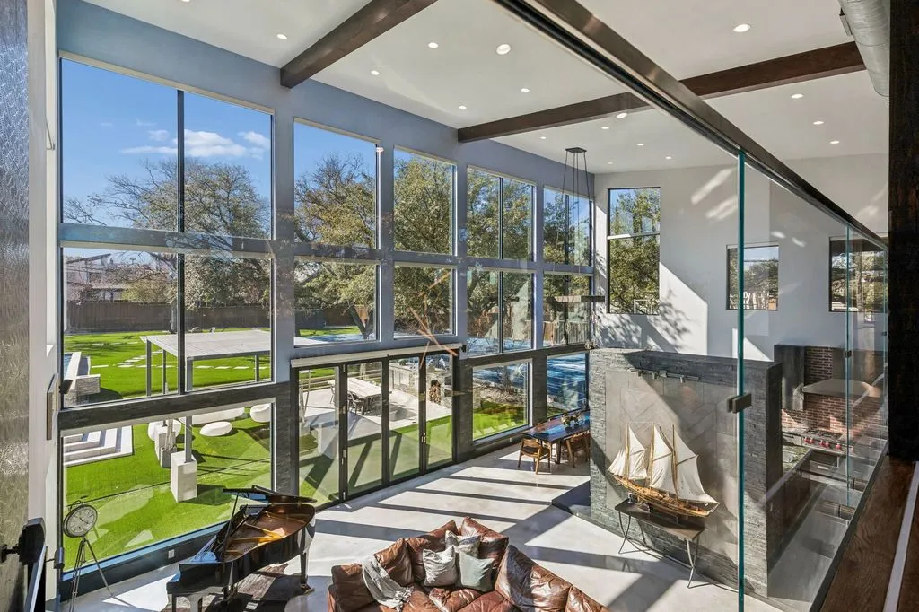 Luxury Texas Home Blending Privacy, Style, and Indoor-Outdoor Living for $4.433M 29 6766 Northaven Rd Stunning Texas Estate Offering Privacy and Exceptional Indoor Outdoor Living 24