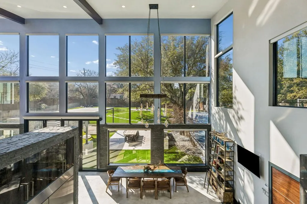 Luxury Texas Home Blending Privacy, Style, and Indoor-Outdoor Living for $4.433M 30 6766 Northaven Rd Stunning Texas Estate Offering Privacy and Exceptional Indoor Outdoor Living 25
