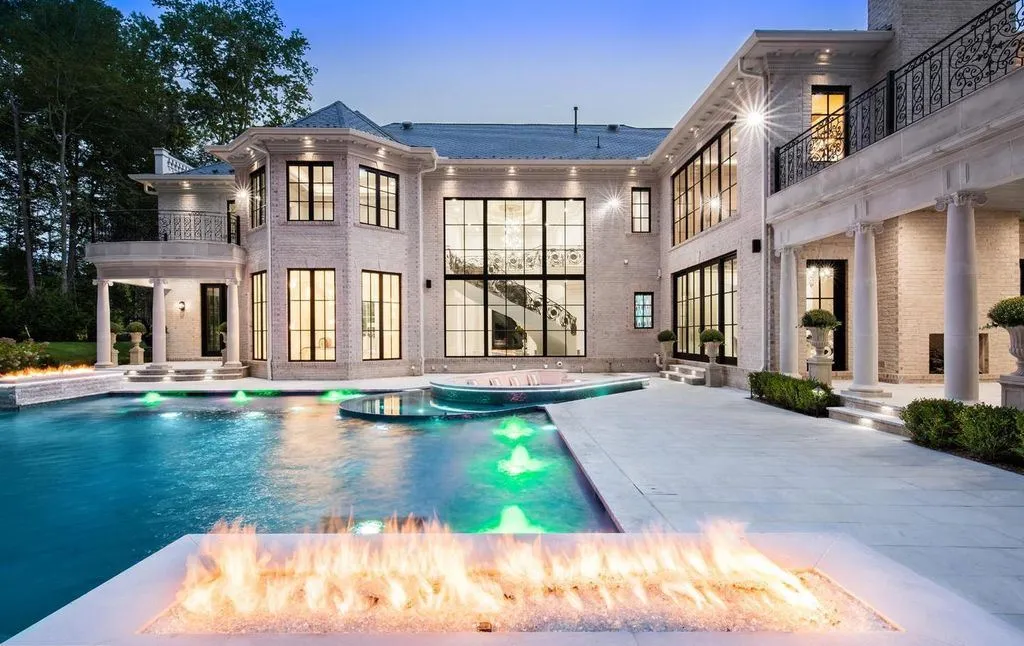 Magnificent Virginia Estate Built with Extraordinary Craftsmanship Lists for $35 Million 27 9412 Mafi Ct Exceptional Virginia Estate Showcasing World Class Architecture 23