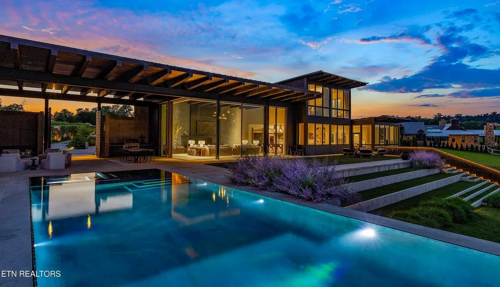An Extraordinary $9.95 Million Tennessee Residence Framed by Sweeping Water Views 24 An Extraordinary 9.95 Million Tennessee Residence Framed by Sweeping Water Views 24