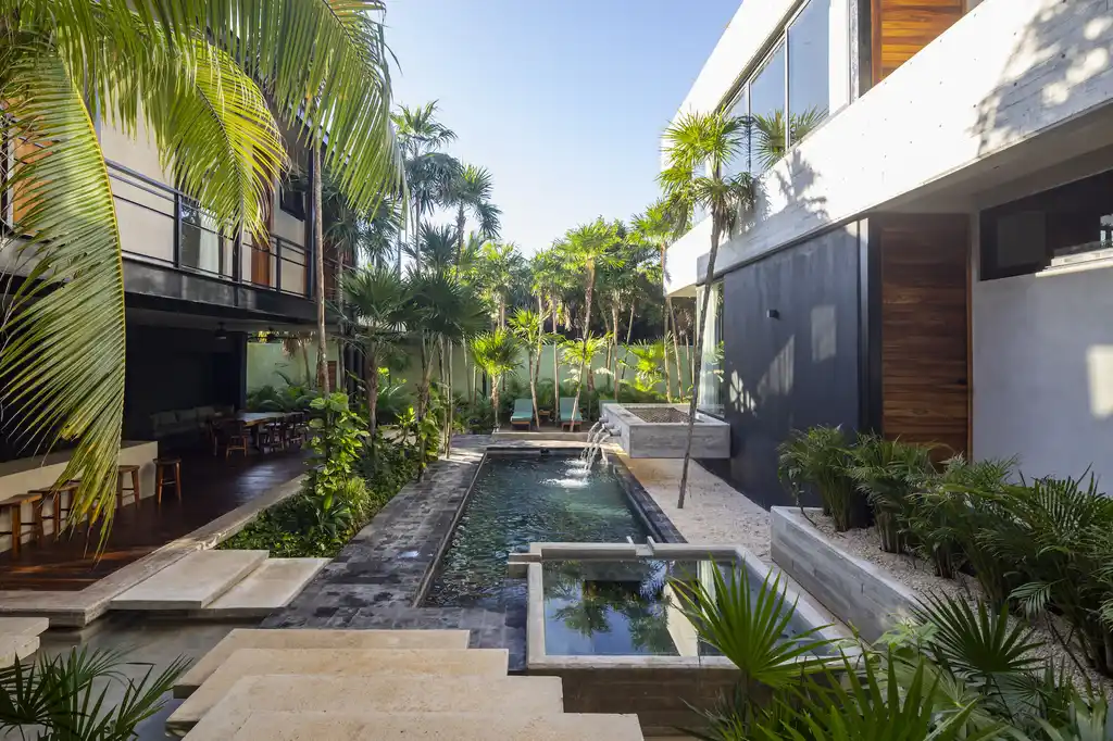 Casa Vihara by Di Frenna Arquitectos, A Tropical Residence Shaped by Water, Light, and the Rhythm of the Landscape 9 Casa Vihara by Di Frenna Arquitectos A Tropical Residence Shaped by Water Light and the Rhythm of the Landscape 11