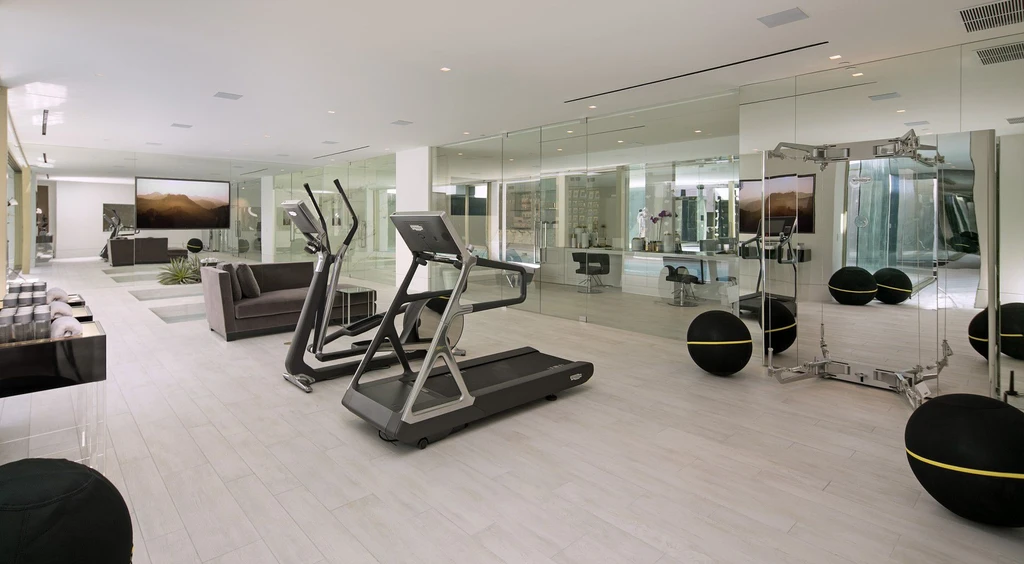 Hillcrest II House by McClean Design, A Contemporary Hillside Estate Framing the Los Angeles Skyline 8 Hillcrest II House by McClean Design A Contemporary Hillside Estate Framing the Los Angeles Skyline 12