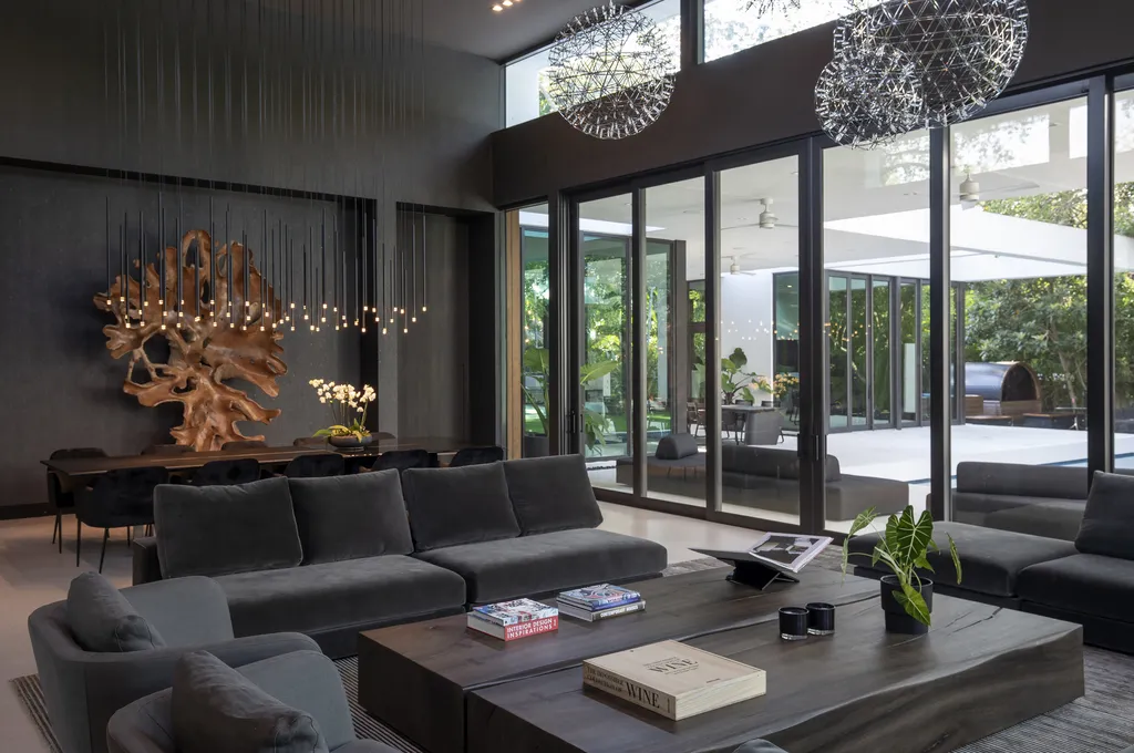 Oaks Residence by SDH Studio Architecture + Design A Floating Contemporary Home Embracing the Canopy of Mature Trees 11 Oaks Residence by SDH Studio Architecture + Design A Floating Contemporary Home Embracing the Canopy of Mature Trees