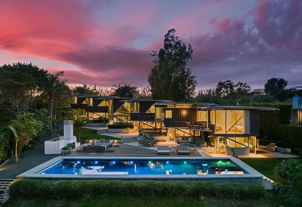 Most Expensive Homes in Malibu: 10 Trophy Listings Redefining Pricing Power 18 Malibu architectural home designed by Bart Prince with modern angular design