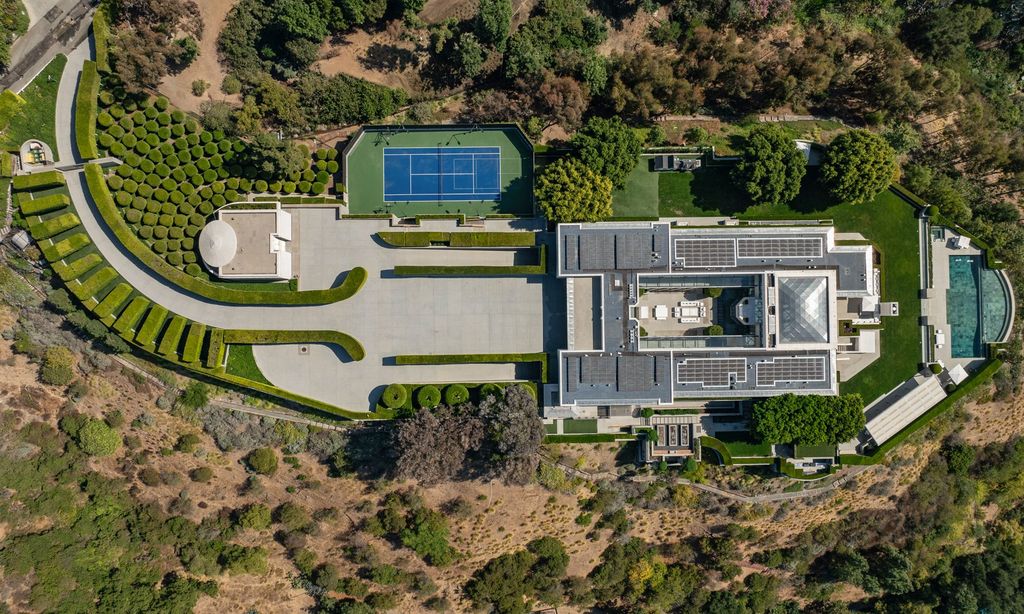 Most Expensive Homes in California 3 california luxury home beverly hills angelo estate aerial compound
