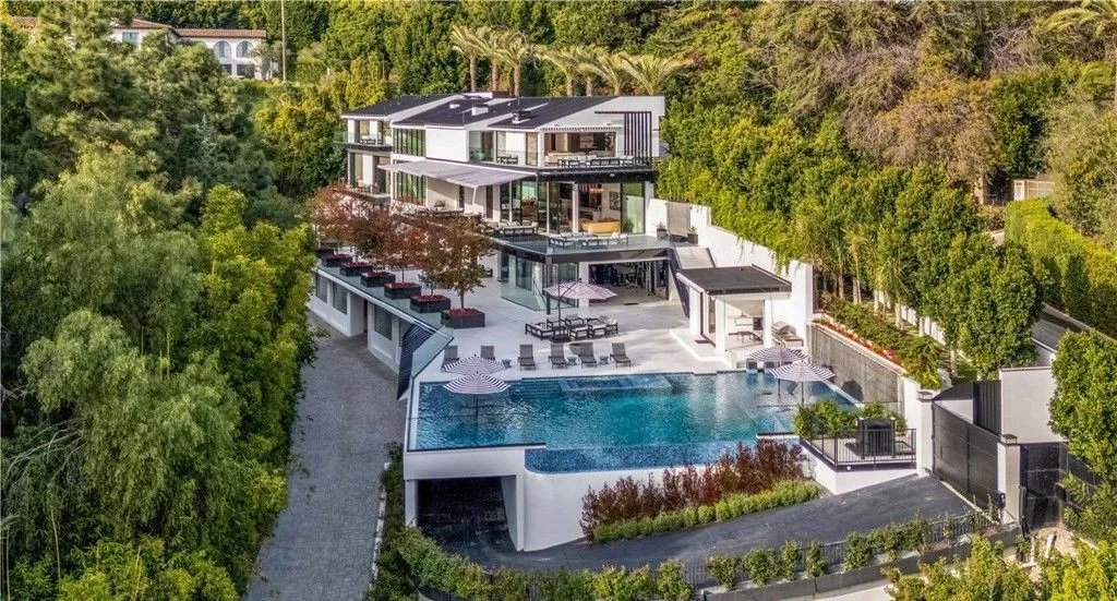 Cost of Owning a Luxury Home in California 3 Los Angeles luxury estate high ownership cost