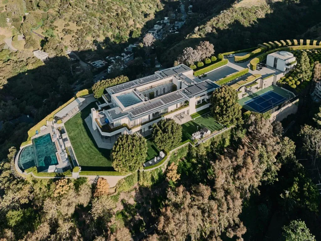 Largest Homes in California and What It Really Costs to Own Them 4 Pritzker Estate in Los Angeles large luxury home owned by Hyatt family heir