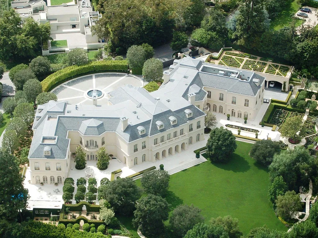 Largest Homes in California and What It Really Costs to Own Them 2 The Manor in Holmby Hills built by Aaron Spelling large luxury estate exterior