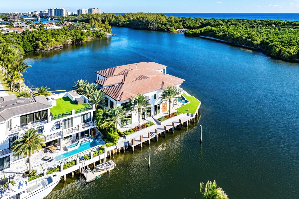 Boca Raton’s Trinity Point Estate Lists for $32.5 Million With 368 Feet of Intracoastal Frontage 3 Trinity Point Estate waterfront compound in Boca Raton overlooking the Intracoastal Waterway with panoramic water views