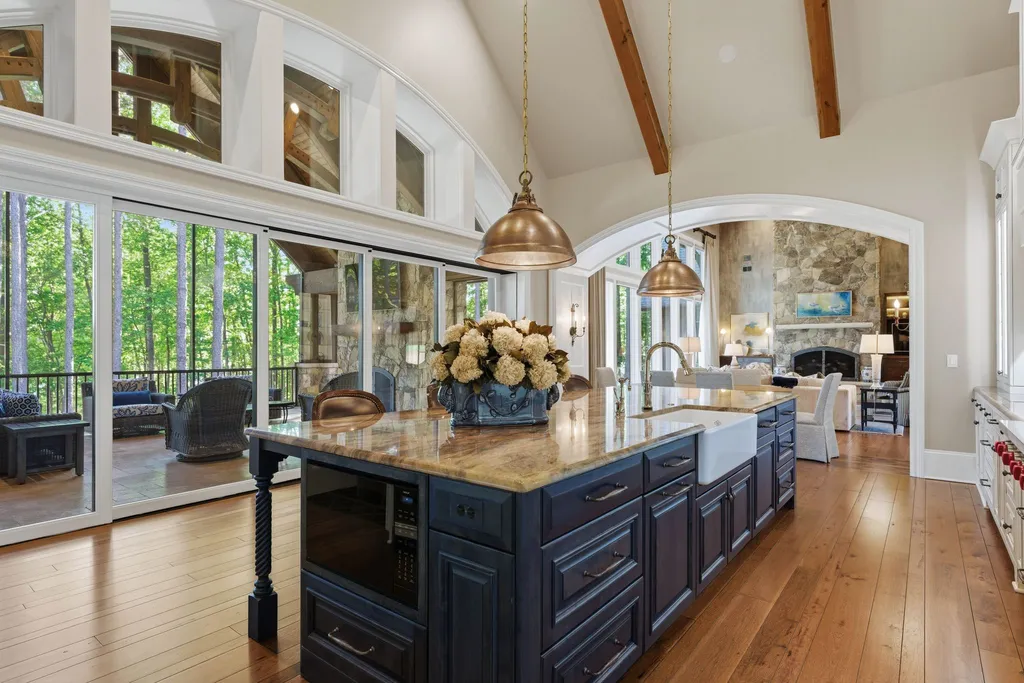 American Craftsman Lodge on Lake Norman Offers Resort-Style Waterfront Living for $7.1 Million 6 Resort Style Waterfront home at 171 White Horse Dr Mooresville NC 19