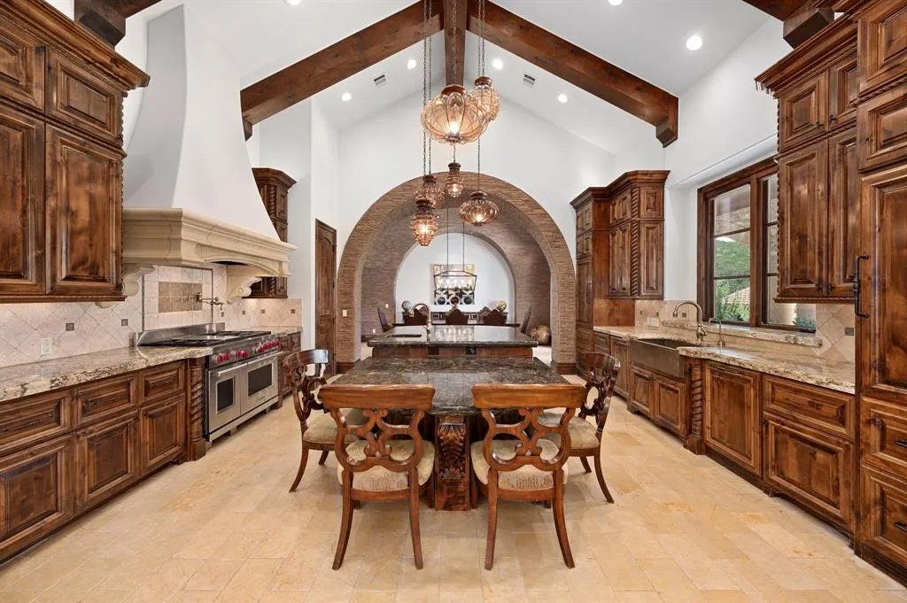 $13 Million Lake Austin Estate Offers 280 Feet of Waterfront and One of the City's Most Extraordinary Private Docks 7 13322 Shore Vista Dr Austin TX 7873212
