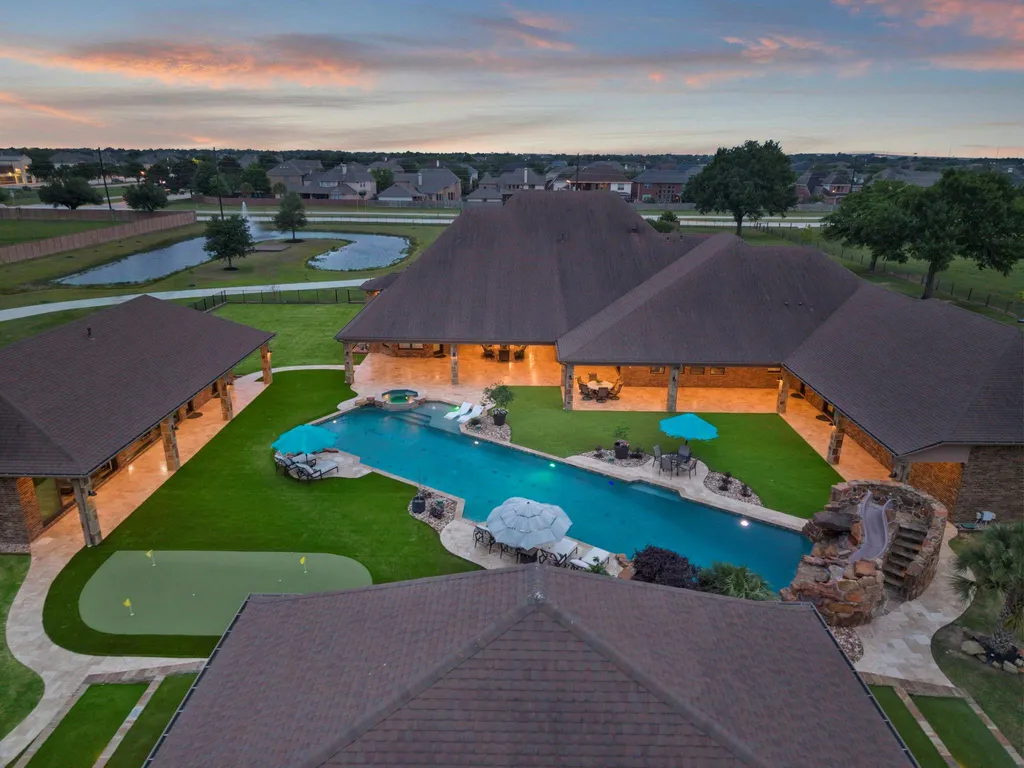 $5.75 Million Texas Estate on 10 Acres Redefines Private Resort Living in Cypress 6 21620 Schiel Rd Cypress TX 7743345