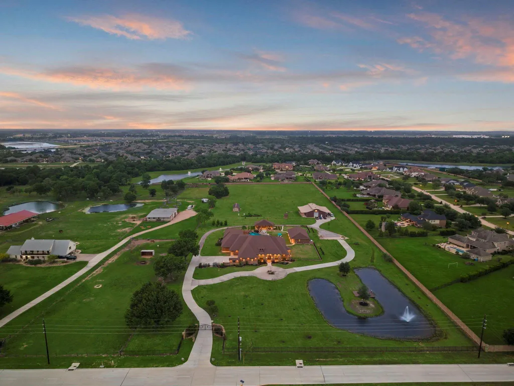 $5.75 Million Texas Estate on 10 Acres Redefines Private Resort Living in Cypress 17 21620 Schiel Rd Cypress TX 7743346