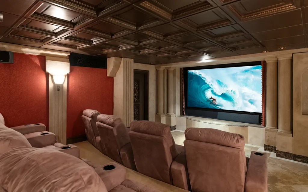 $90 Million Malibu Estate on Point Dume Offers a Scale That Could Never Be Built Today 15 28824 Cliffside Dr Malibu CA 17