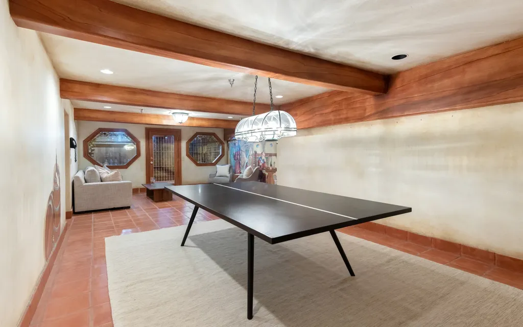 $90 Million Malibu Estate on Point Dume Offers a Scale That Could Never Be Built Today 14 28824 Cliffside Dr Malibu CA 25