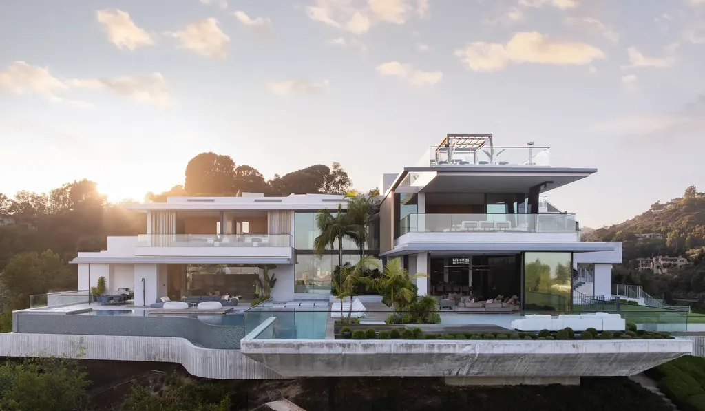 $88 Million Bel-Air Estate by SAOTA Redefines Modern Luxury With 270-Degree Views and Resort-Caliber Design 18 88 Million Bel Air Estate by SAOTA at 11005 Bellagio Pl Los Angeles 4