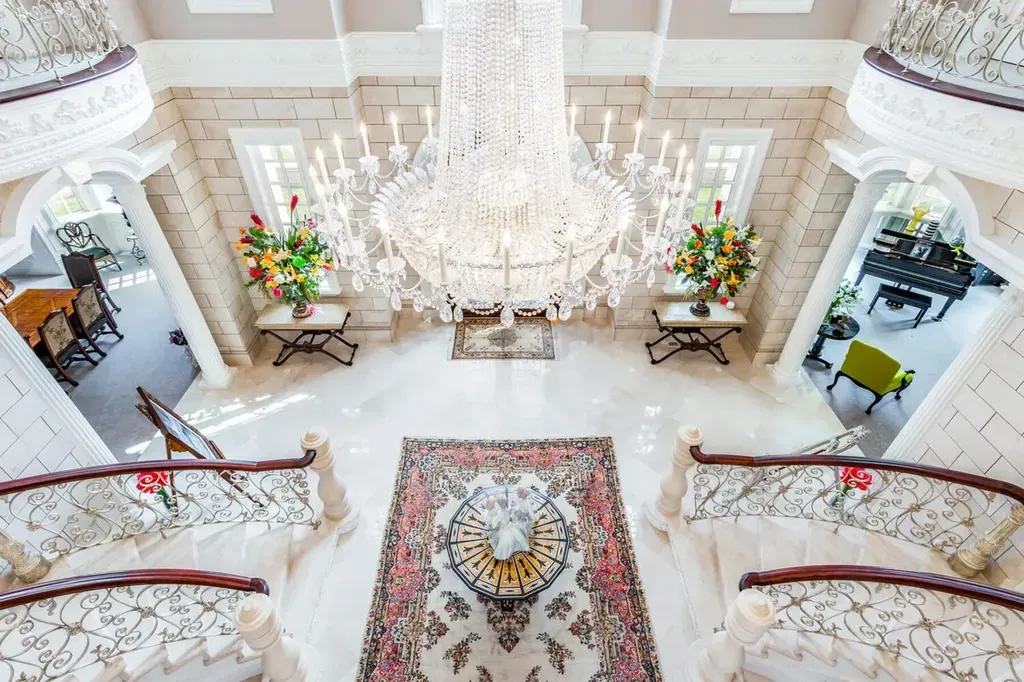 Architect Jeffrey A. Beer's Modern Masterpiece in New Jersey Lists for $8.35 Million 5 Architect Jeffrey A. Beers Modern Masterpiece at 4 MASON HILL ROAD Warren Twp. NJ 19
